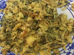 槐花炒鸡蛋-春和發特色蒸饺(浐河西路店)