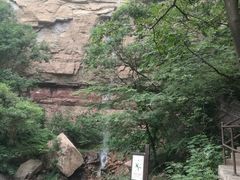 -龙潭大峡谷