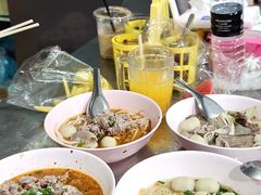 -榮泰米粉湯(Left Shop)