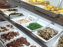 -哈尔滨小酒馆·鲜肉现穿自助烧烤(康新花园店)