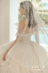 -艾米丽婚纱礼服