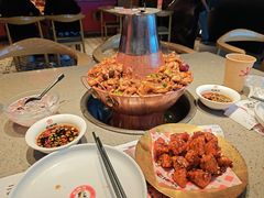 -老佛爷铜炉蛙锅(东门老街店)