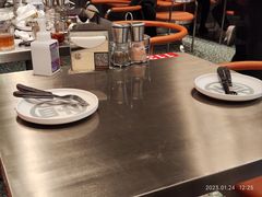 餐具摆设-猛古里烤肉自助(荟聚中心店)