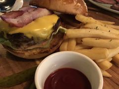 -羽深肉铺 Steak & Wine
