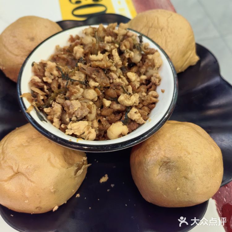 今天的美食探店之旅