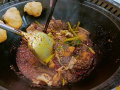 -咊记茅草棚柴火鸡(乌当店)