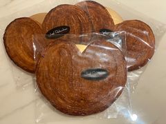 -Salon de The de Joel Robuchon(外滩18号店)