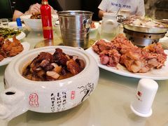 -吴记酱骨炖菜馆(康安路店)