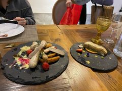 -喜洲吧·江畔老船厂·庭院餐厅(喜临院店)