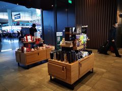 零售区-星巴克(成都东站店)