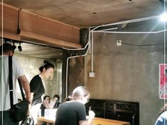 大堂-沪西老弄堂面馆(定西路店)