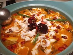 酸菜鱼-周渝食惦·酸菜鱼精致川菜(横岗店)