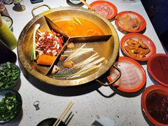 -叁口煮市井老火锅(春熙路店)