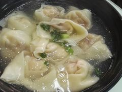 咸蛋黄馄饨-食惠里小笼包面馆(越秀店)