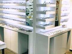 -浮光眼镜·蔡司视觉合作·数字验配中心(陆家嘴店)