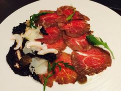 -恰餐厅及酒吧 CHAR Bar & Grill (北京丽都皇冠假日店)