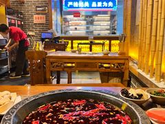 -舒家大院重庆老火锅(纪念塔店)