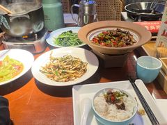 -魏铭鱼头捞饭(晋阳路店)