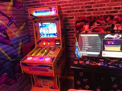 -UP嘻哈酒吧(粉巢店)