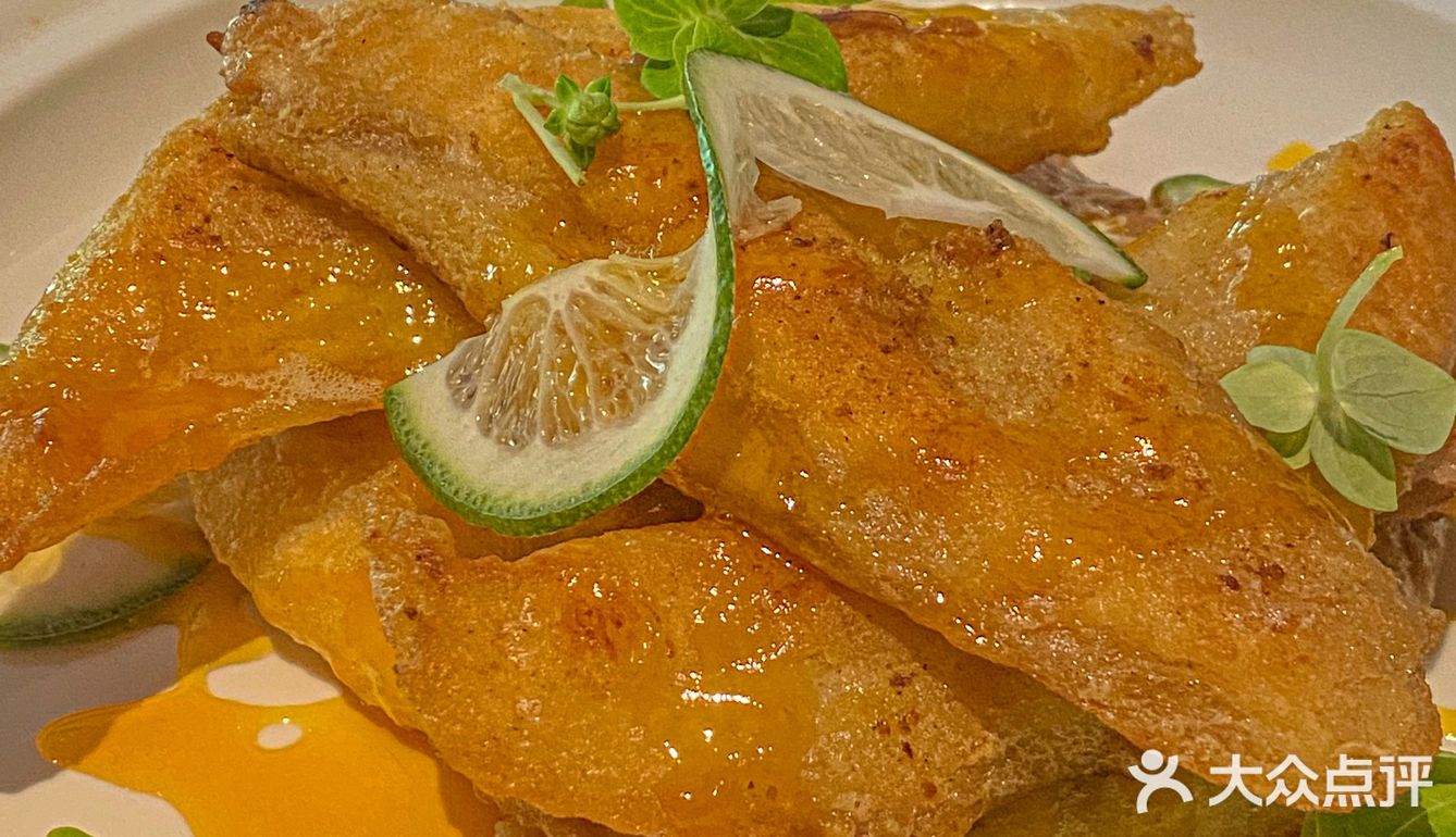 南京美食 | 玄武湖旁的格调精致餐厅✨太适合约会啦