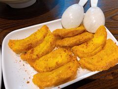 -爆炸头阿姨小四川正宗川味小吃(无任何分店)