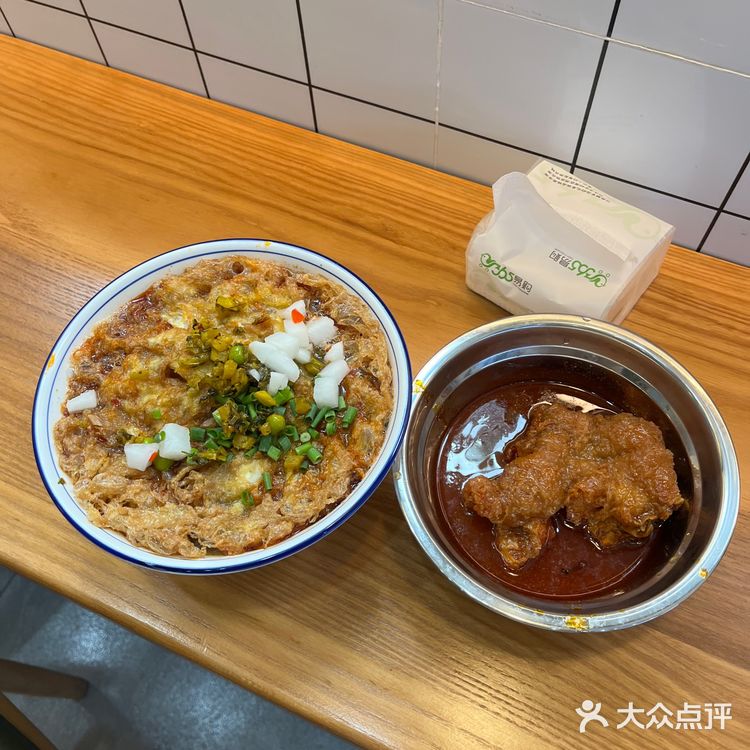 开了！成都也开了！柳州来的螺蛳粉！