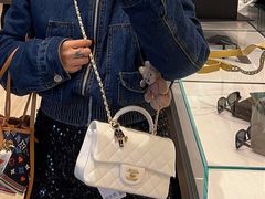 -Chanel(德基广场店)