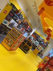 -乐高授权专卖店(朝阳大悦城店)