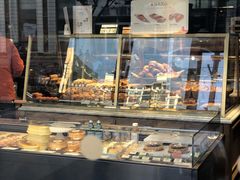 面包甜点陈列柜-多乐之日(田林东路店)