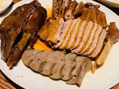 -荣家黄鱼面(前滩太古里店)