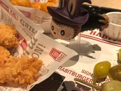 -The Habit Burger Grill 哈比特汉堡(复兴soho店)