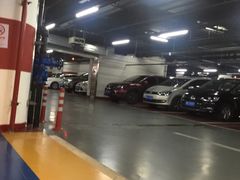 -世博源停车库