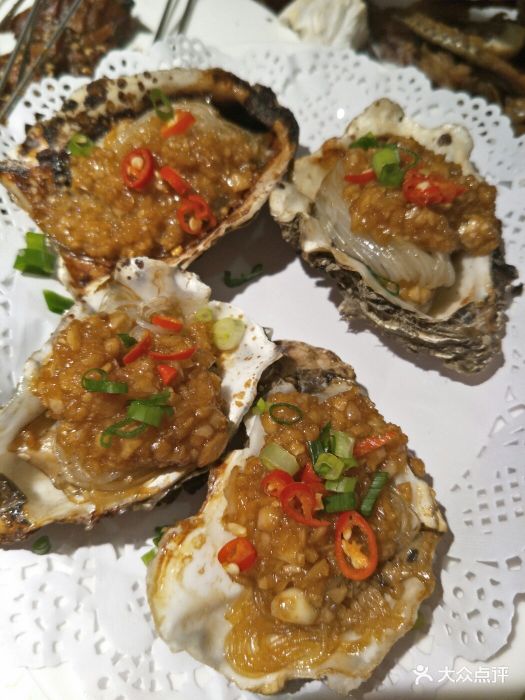 160烧烤(爱建店)-碳烤生蚝-菜-碳烤生蚝图片-哈尔滨美食-大众点评网