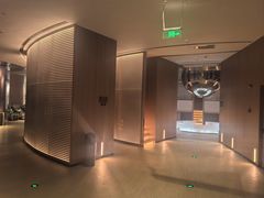 -涨巢·潮玩水疗局