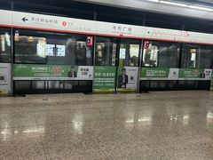 -人民广场(地铁站)