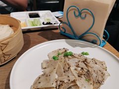松露酱炒笋尖-小大董·烤鸭(凤凰汇店)