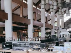 -亚龙湾喜来登·美景台大堂吧