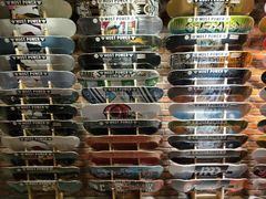 -聚点滑板SPOT SKATE(常熟路店)
