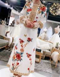 -艾米丽婚纱礼服