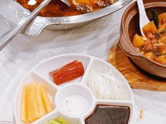 -鑫巴蜀小镇 · 水煮鱼专研店(玉桥店)