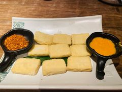 黄金爆浆豆腐-云海肴云南菜(浦江欢乐颂店)