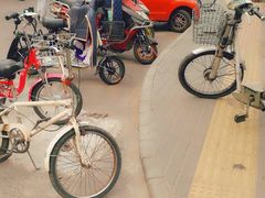 -居然之家金源店-停车场