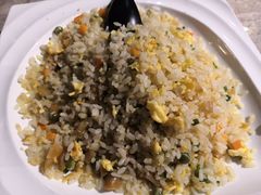 -沪小胖小龙虾(淮海中路旗舰店)