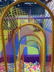 -蹦贝运动中心·蹦床·攀岩·闯关(龙岗店)