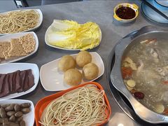 -光头药膳鸡(莱茵小镇店)