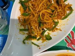 洋芋叉叉-令氏家外家周秦食府(高新店)