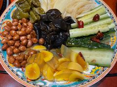 青椒皮蛋-艾丁湖烤全羊西域文化主题餐厅(新天润店)