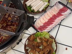 -扎起市井老火锅(乐山总店)