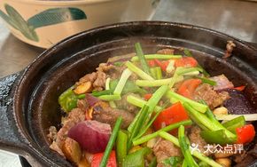 Stir-Fried Beef Pot