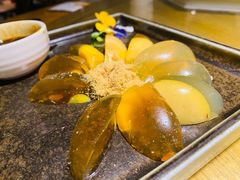 肉松皮蛋-吴越荣记苏州菜·松鼠桂鱼(月光码头店)